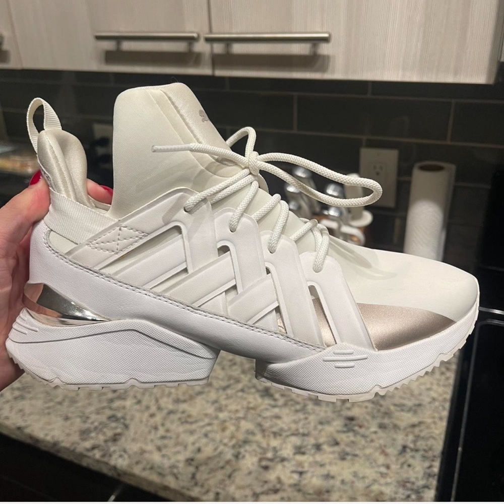 Puma White and Silver Sneakers